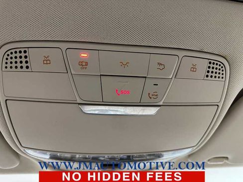 Used 2019 Mercedes-Benz C 300 4MATIC Sedan image 35