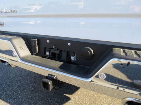 Certified 2025 Chevrolet Silverado 1500 LTZ w/ LTZ Premium Package image 15