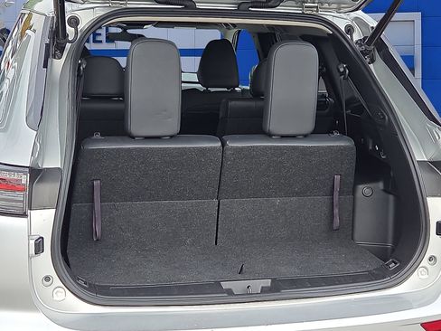 Used 2025 Mitsubishi Outlander SE AWD/4WD image 8