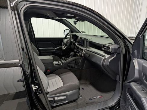 Used 2025 Toyota 4Runner TRD Sport AWD/4WD image 28