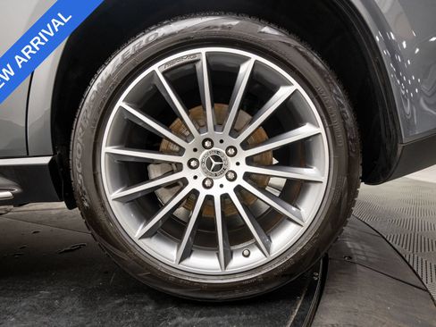 Used 2024 Mercedes-Benz GLE 350 4MATIC w/ AMG Line Exterior image 27