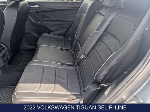Used 2022 Volkswagen Tiguan SEL R-Line AWD/4WD image 17