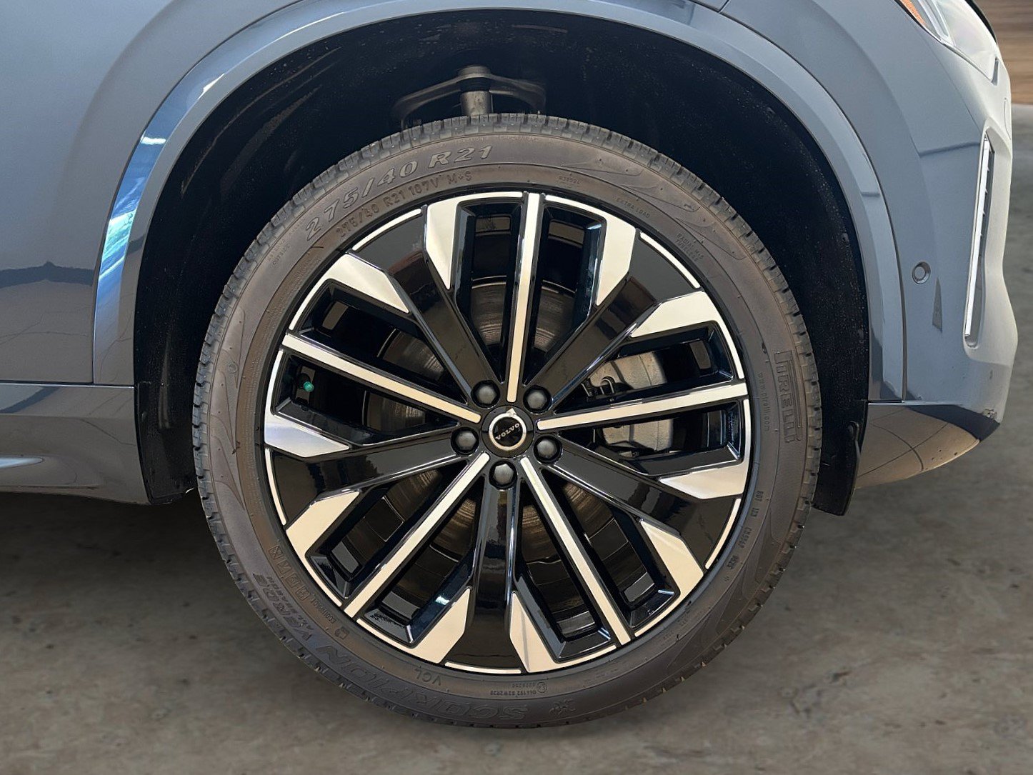 New 2026 Volvo XC90 T8 Plus w/ Protection Package AWD/4WD image 43
