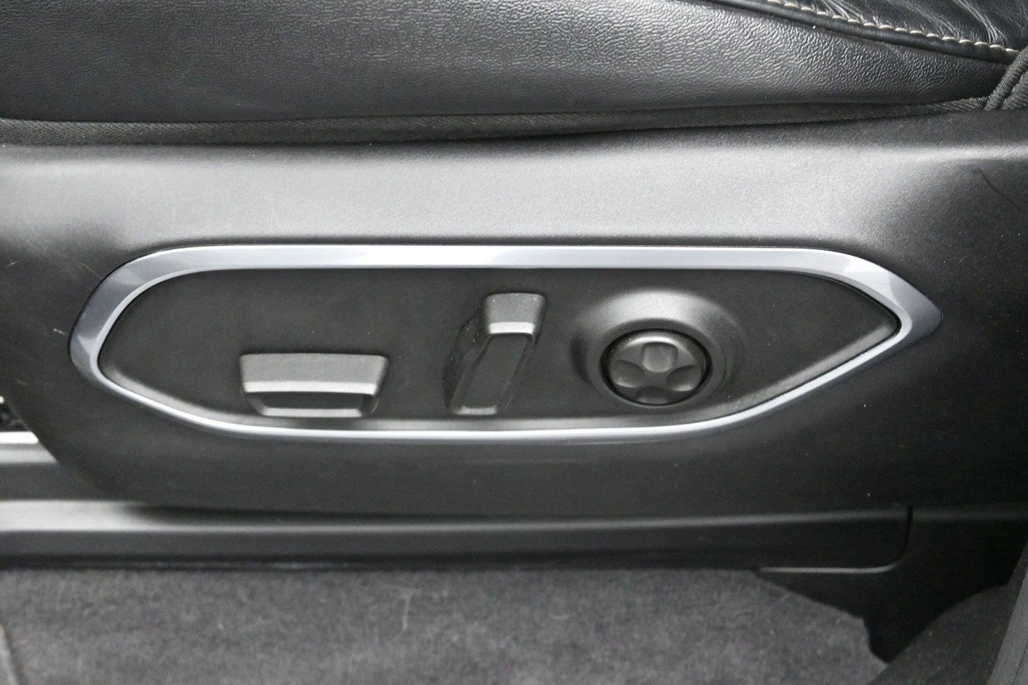 Used 2024 Jeep Wagoneer 4WD image 17