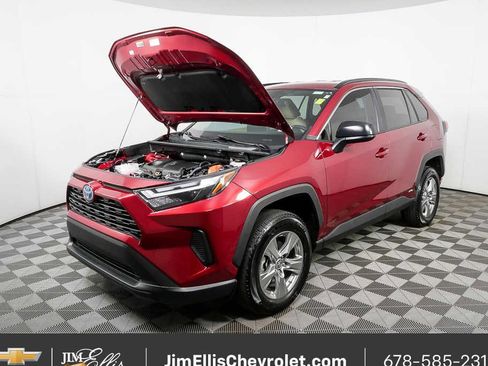 Used 2023 Toyota RAV4 LE AWD/4WD image 30