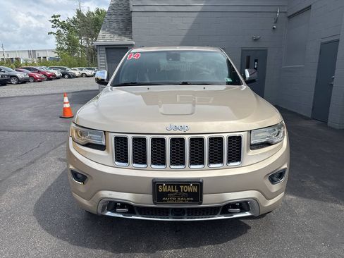 Used 2014 Jeep Grand Cherokee Overland w/ Advanced Technology Group AWD/4WD image 2