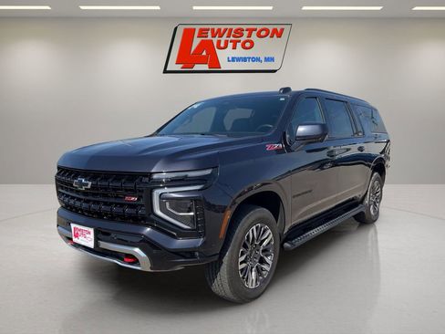 Certified 2025 Chevrolet Suburban Z71 AWD/4WD image 1