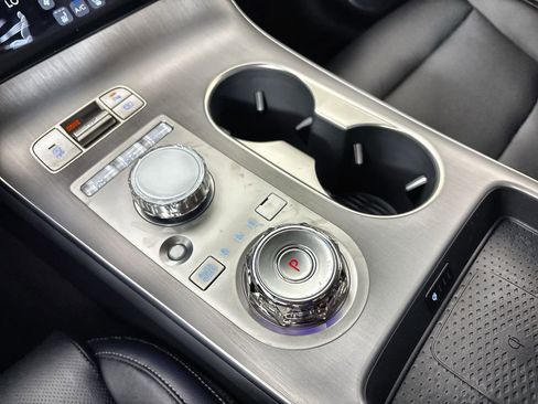 New 2026 Genesis GV70 2.5T Select AWD/4WD image 22
