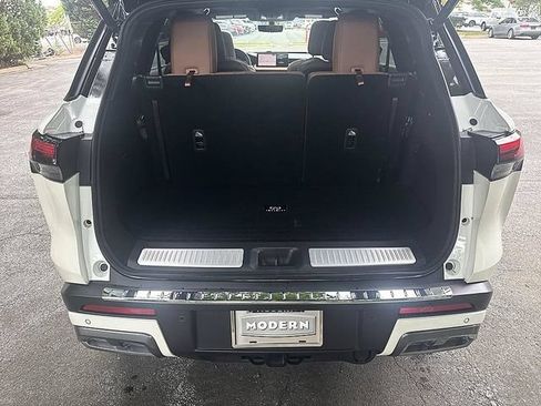 Certified 2025 INFINITI QX60 Autograph w/ Cargo Package AWD/4WD image 16