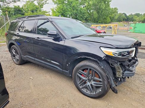 Used 2025 Ford Explorer ST AWD/4WD image 1