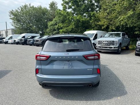 Used 2023 Ford Escape ST-Line w/ Tech Pack #1 AWD/4WD image 5
