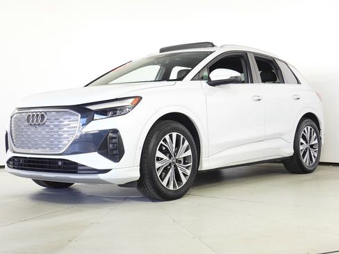 Used 2023 Audi Q4 e-tron Premium Plus w/ Premium Plus image 2