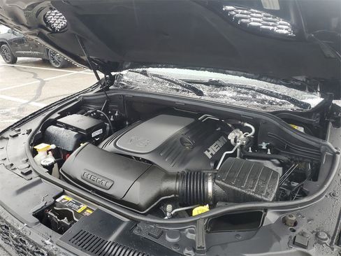 Used 2022 Dodge Durango R/T w/ Tow 'N Go Package image 29