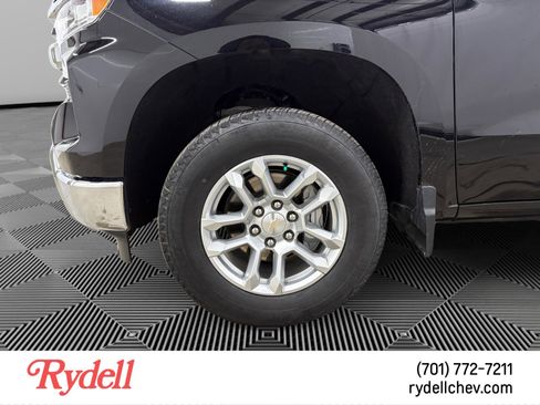 Used 2023 Chevrolet Silverado 1500 LT image 9