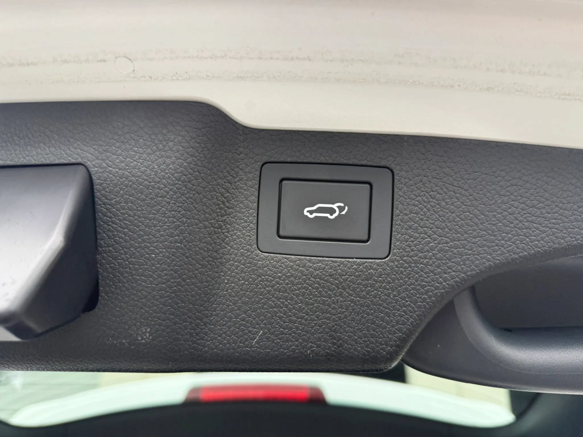 Used 2018 Hyundai Santa Fe Sport FWD image 10