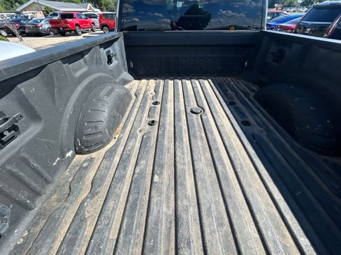 Used 2017 Ford F250 Lariat w/ Lariat Ultimate Package AWD/4WD image 5