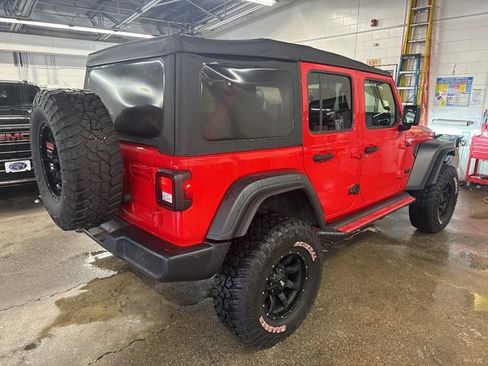 Used 2021 Jeep Wrangler Unlimited Willys image 6