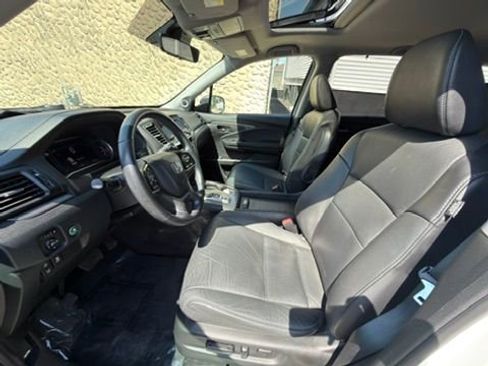 Used 2021 Honda Pilot Special Edition image 18