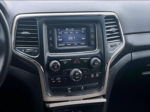 Used 2014 Jeep Grand Cherokee Laredo w/ Quick Order Package 23E RWD image 8