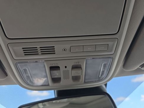 Used 2014 Honda Odyssey EX-L image 29