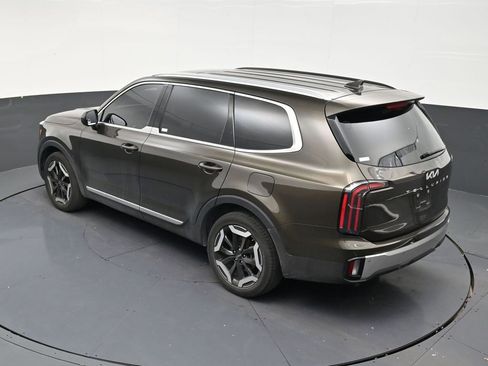 Used 2024 Kia Telluride EX FWD image 14