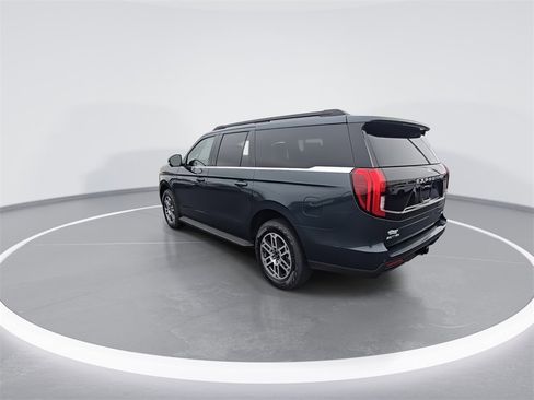 New 2025 Ford Expedition Max Active image 7