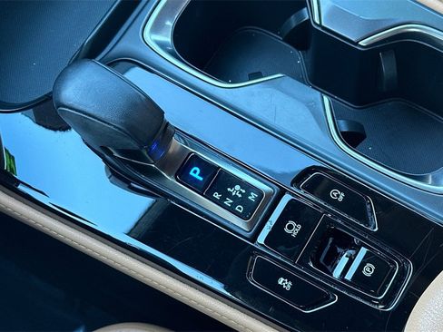 Used 2025 Lexus NX 250 FWD w/ Premium Package image 24