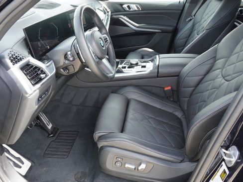 Used 2024 BMW X5 sDrive40i w/ M Sport Package image 13