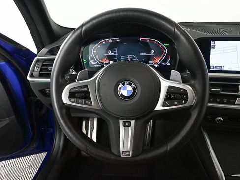 Used 2022 BMW 330i Sedan w/ M Sport Package RWD image 2