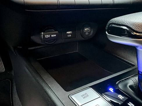 Certified 2023 Hyundai Elantra SEL image 21