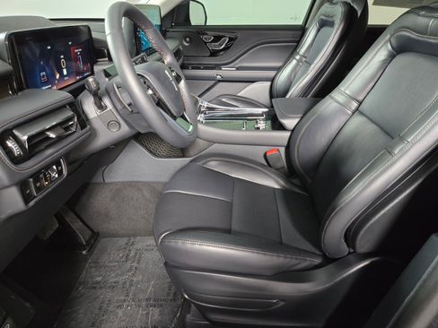 New 2026 Lincoln Aviator Reserve w/ Jet Appearance Package image 13