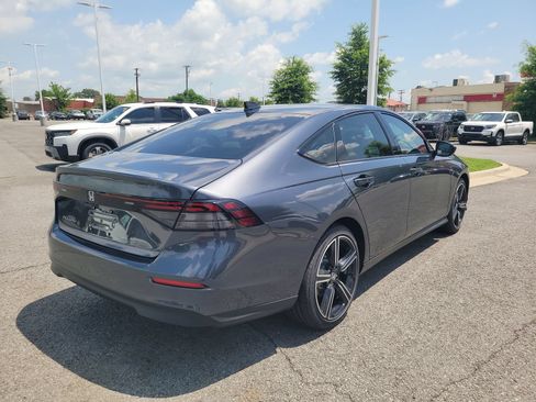 New 2026 Honda Accord SE image 3