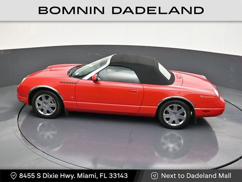 Used 2003 Ford Thunderbird image 15