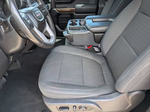 Used 2021 GMC Sierra 1500 SLE w/ X31 Off-Road Package AWD/4WD image 8