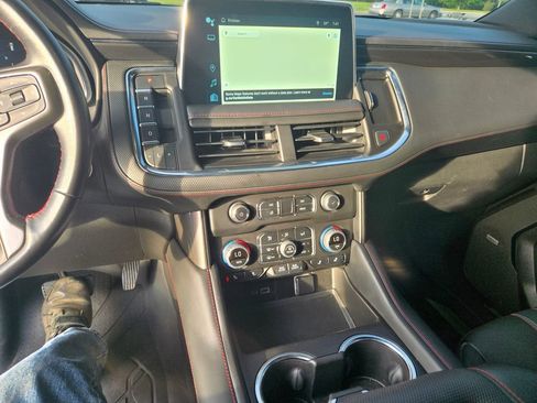 Used 2023 Chevrolet Tahoe RST RWD image 10