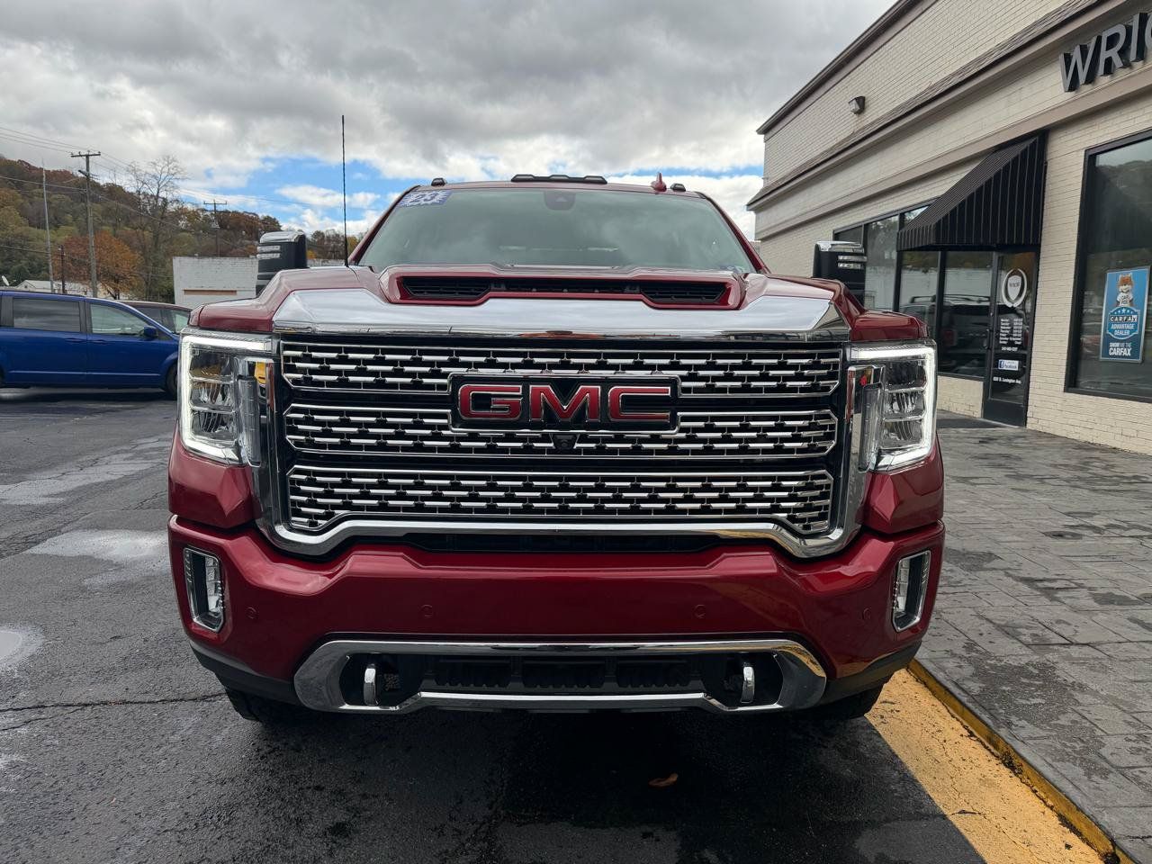 Used 2023 GMC Sierra 2500 Denali w/ Denali Ultimate Package AWD/4WD image 7