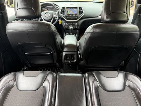 Used 2016 Jeep Cherokee Trailhawk w/ Trailer Tow Group AWD/4WD image 22