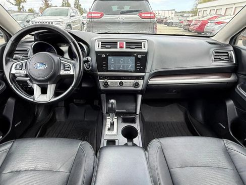 Used 2016 Subaru Legacy 2.5i Limited AWD/4WD image 3