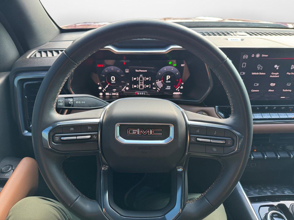 Certified 2024 GMC Canyon AT4 w/ Technology Package AWD/4WD image 13