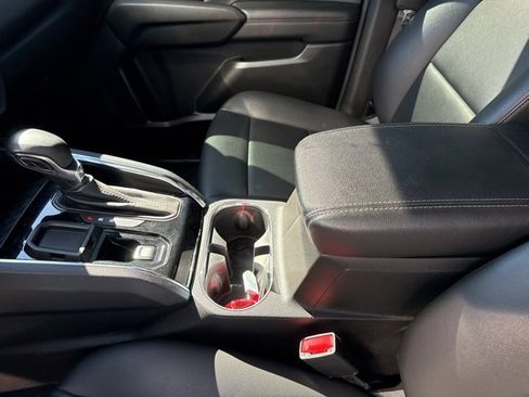 Used 2023 GMC Canyon Elevation w/ Elevation Premium Package image 12