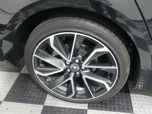 Used 2020 Toyota Corolla SE FWD image 16