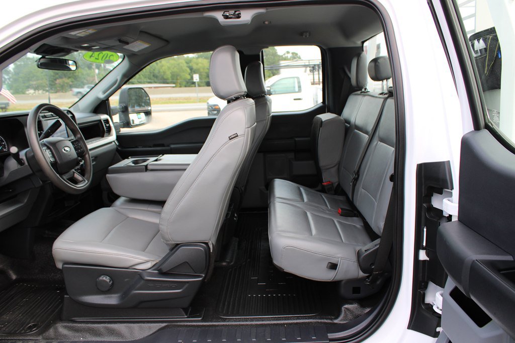 Used 2024 Ford F250 XL w/ XL Chrome Package RWD image 22