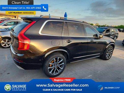 Used 2017 Volvo XC90 T6 Momentum w/ Vision Package image 4