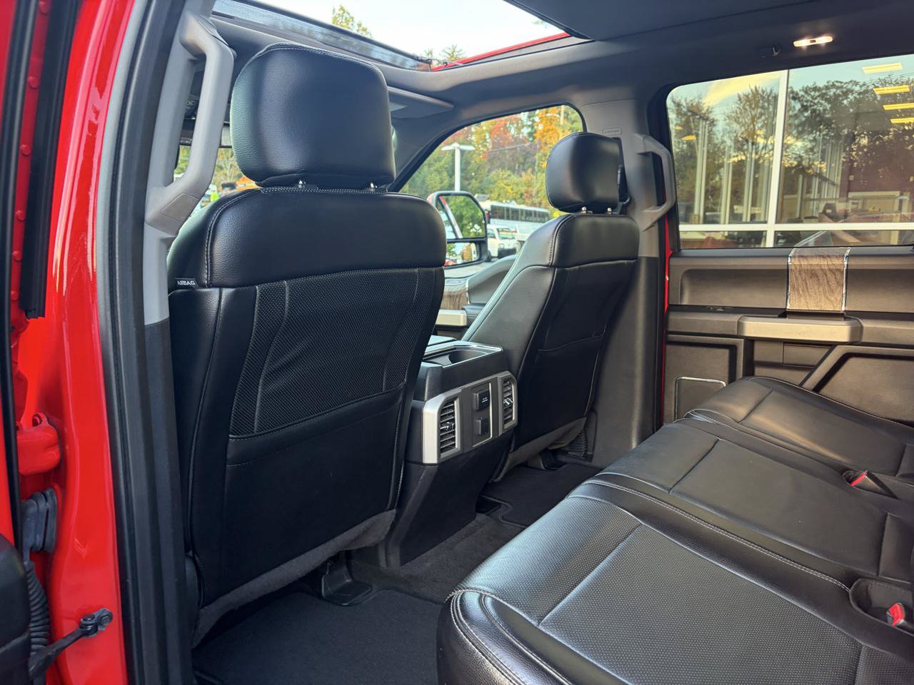 Used 2017 Ford F350 Lariat w/ Lariat Value Package AWD/4WD image 39