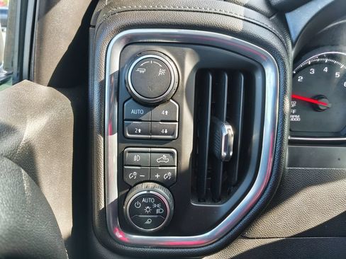 Used 2019 Chevrolet Silverado 1500 LTZ AWD/4WD image 20