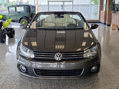 Used 2012 Volkswagen Eos Lux FWD image 8
