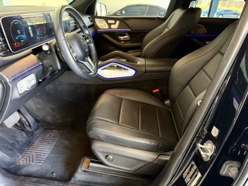Used 2021 Mercedes-Benz GLE 350 w/ Premium Package image 10