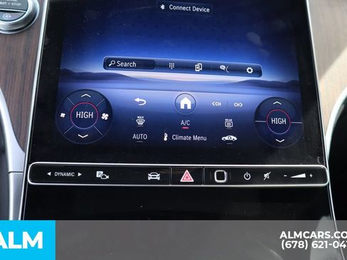 Used 2025 Mercedes-Benz GLC 300 4MATIC w/ AMG Line image 33