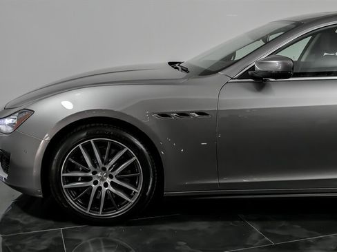 Used 2019 Maserati Ghibli S image 6