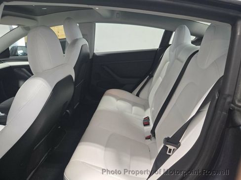 Used 2022 Tesla Model 3 Long Range AWD/4WD image 2